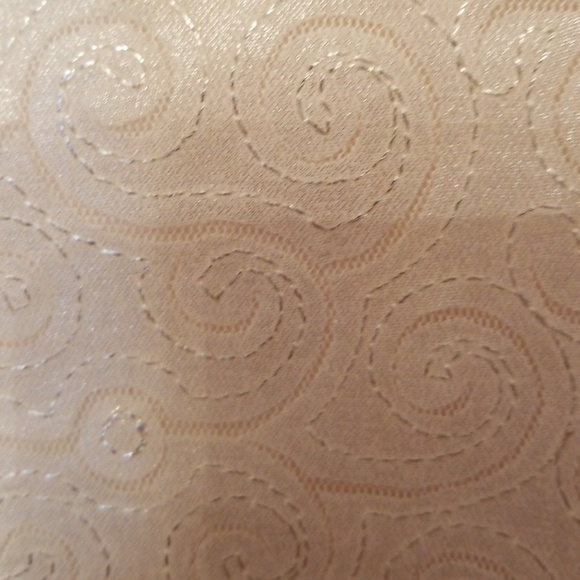 Top - Picture 3 of 4