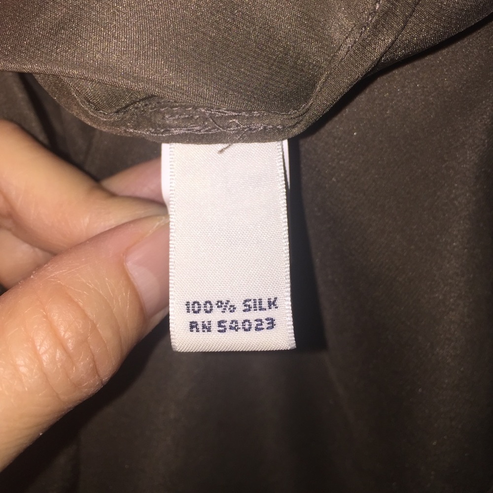 Banana Republic NWT Silk Blouse - Picture 6 of 6