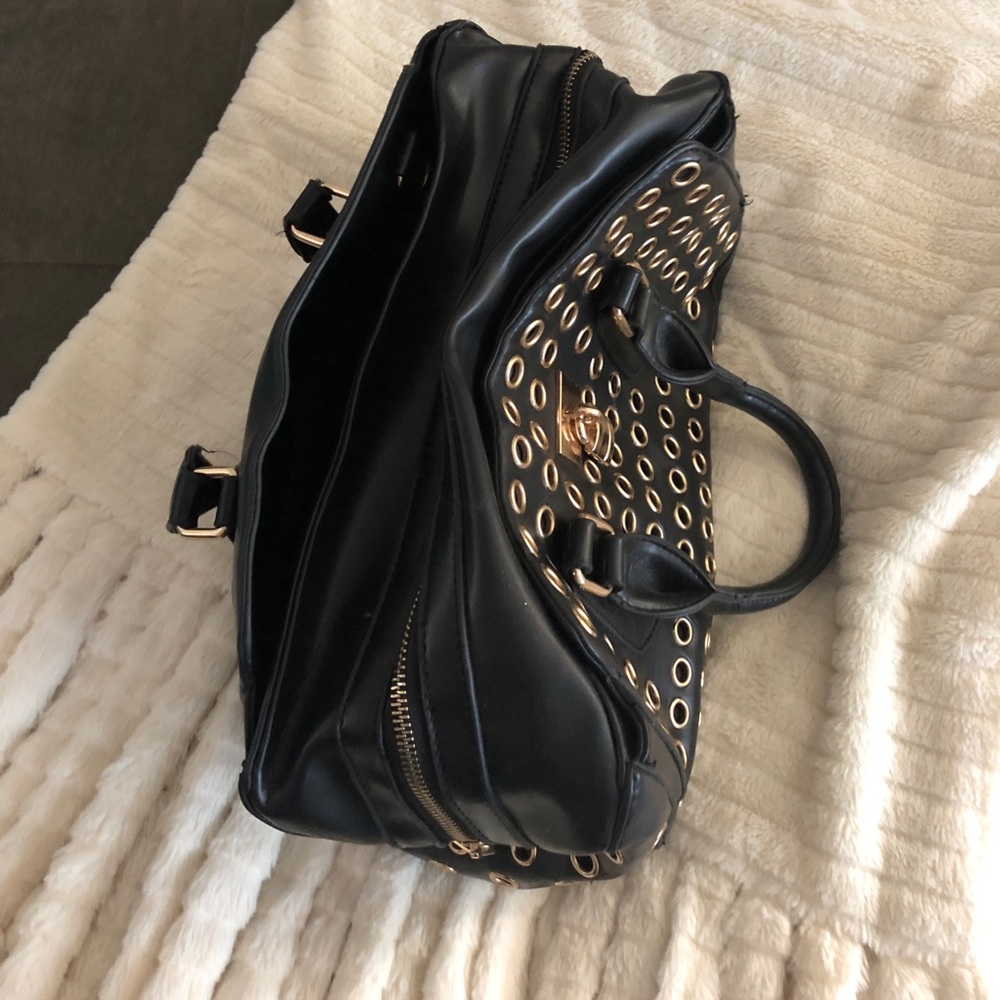 Black and gold sequence bag