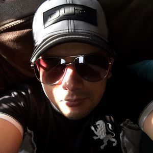 Meet your Posher, Adan