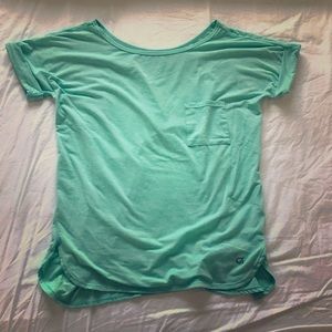 Gap Fit Breathe roll sleeve tee