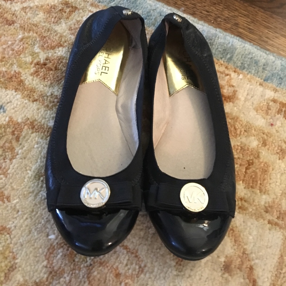 Michael Kors flats
