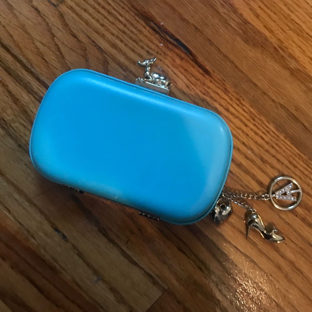 Anna Dello Russo H&M Limited Edition charms clutch - Picture 2 of 8