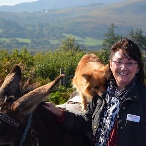 Meet your Posher, Dana