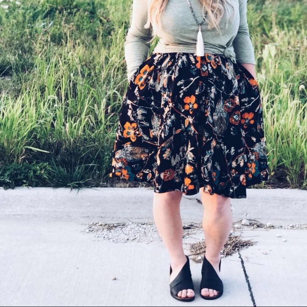 ISO: LuLaRoe Madison Skirt