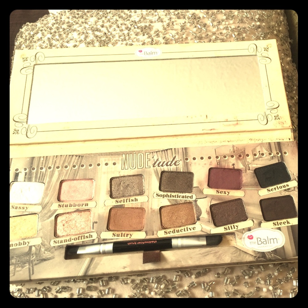 The Balm Cosmetics ombré Nude Eyeshadow Palette