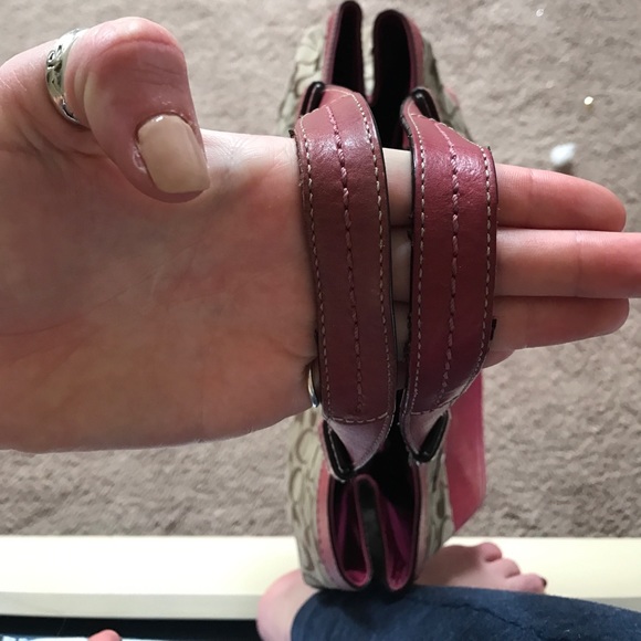 Coach Purse - Picture 5 of 7