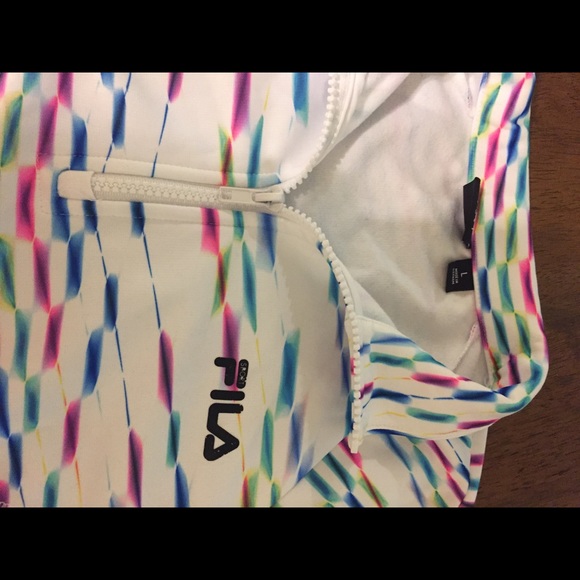 ❤️Like New! FILA Pullover - Picture 2 of 6
