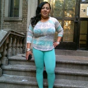 Meet your Posher, Anastacia