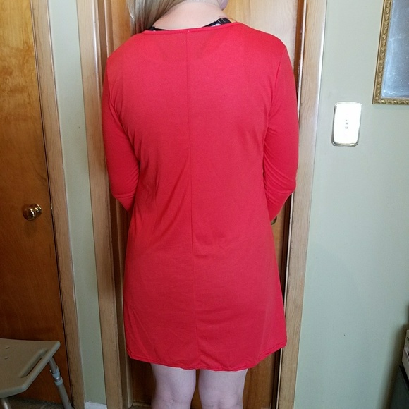 $⬇⬇Great little Red Dress - Picture 3 of 4