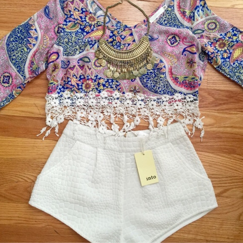COACHELLA LF Milau Cropped Paisley Top 🌸