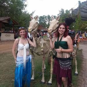 Meet your Posher, Tayler