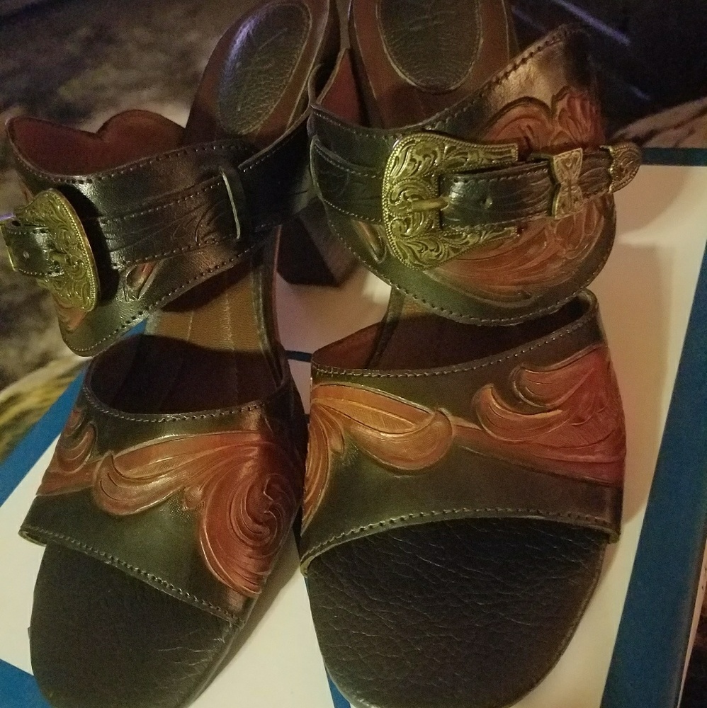 Yknotbrand custom shoes
