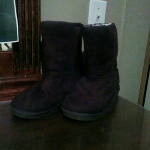 Dawgs 9in. Microfiber Sherpa lined Boots