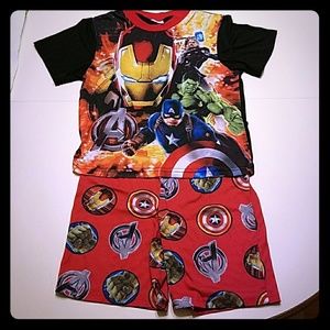 🎃Super hero Pajama set size 10