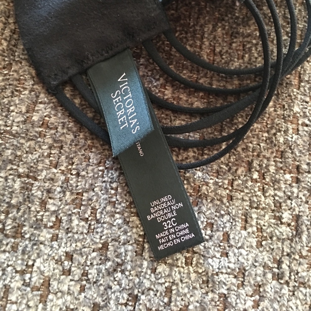 Victoria secret bandeau size 32C