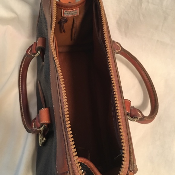 Dooney & Bourke Classic Satchel R29 AWL - Picture 5 of 8
