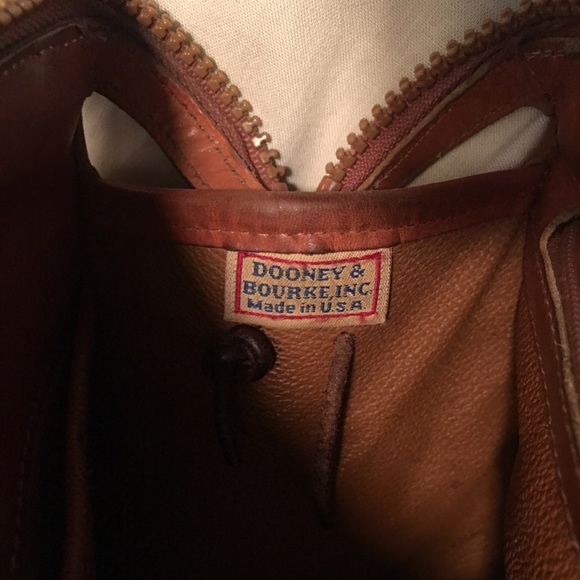 Dooney & Bourke Classic Satchel R29 AWL - Picture 6 of 8