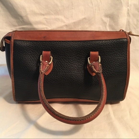Dooney & Bourke Classic Satchel R29 AWL - Picture 2 of 8