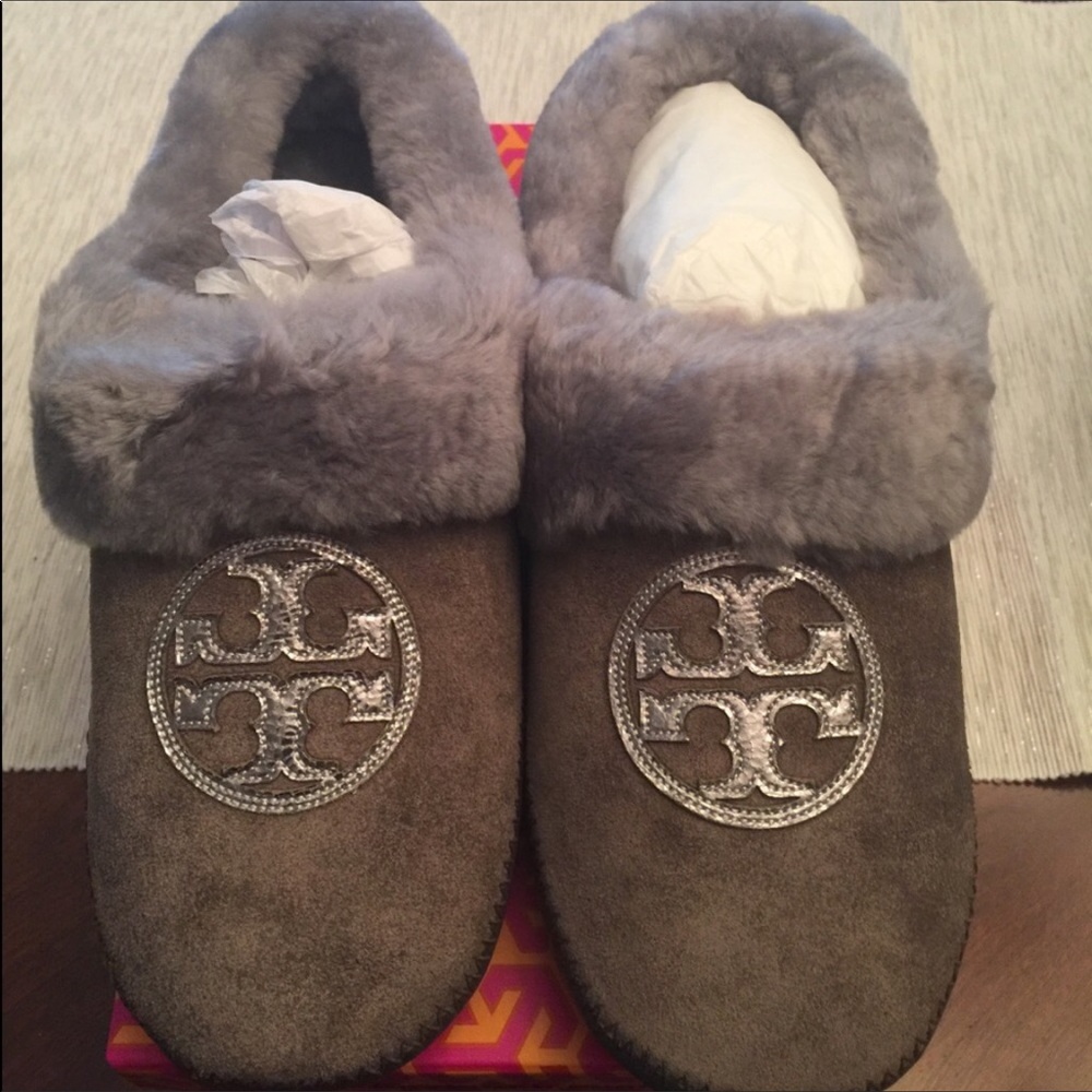 BNIB Tory Burch Slippers!! Size 9 but runs large.
