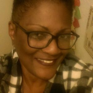 Meet your Posher, Sheilah