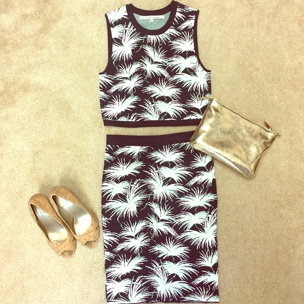 Rachel around Crop Set / Skirt and top
