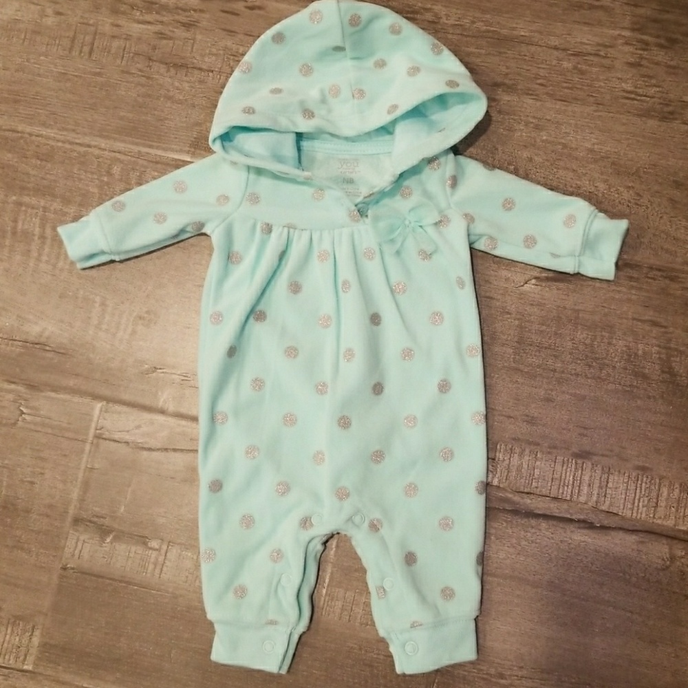 NEWBORN adorable fleece hooded onesie