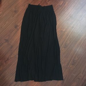 Black Maxi Skirt (great condition) Black Maxi Skirt (great condition)