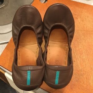 SOLD---Chocolate Brown Size 8 Tieks