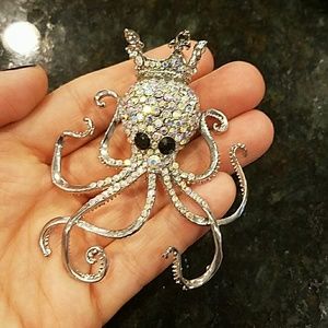 Silver pavé octopus brooch with crown