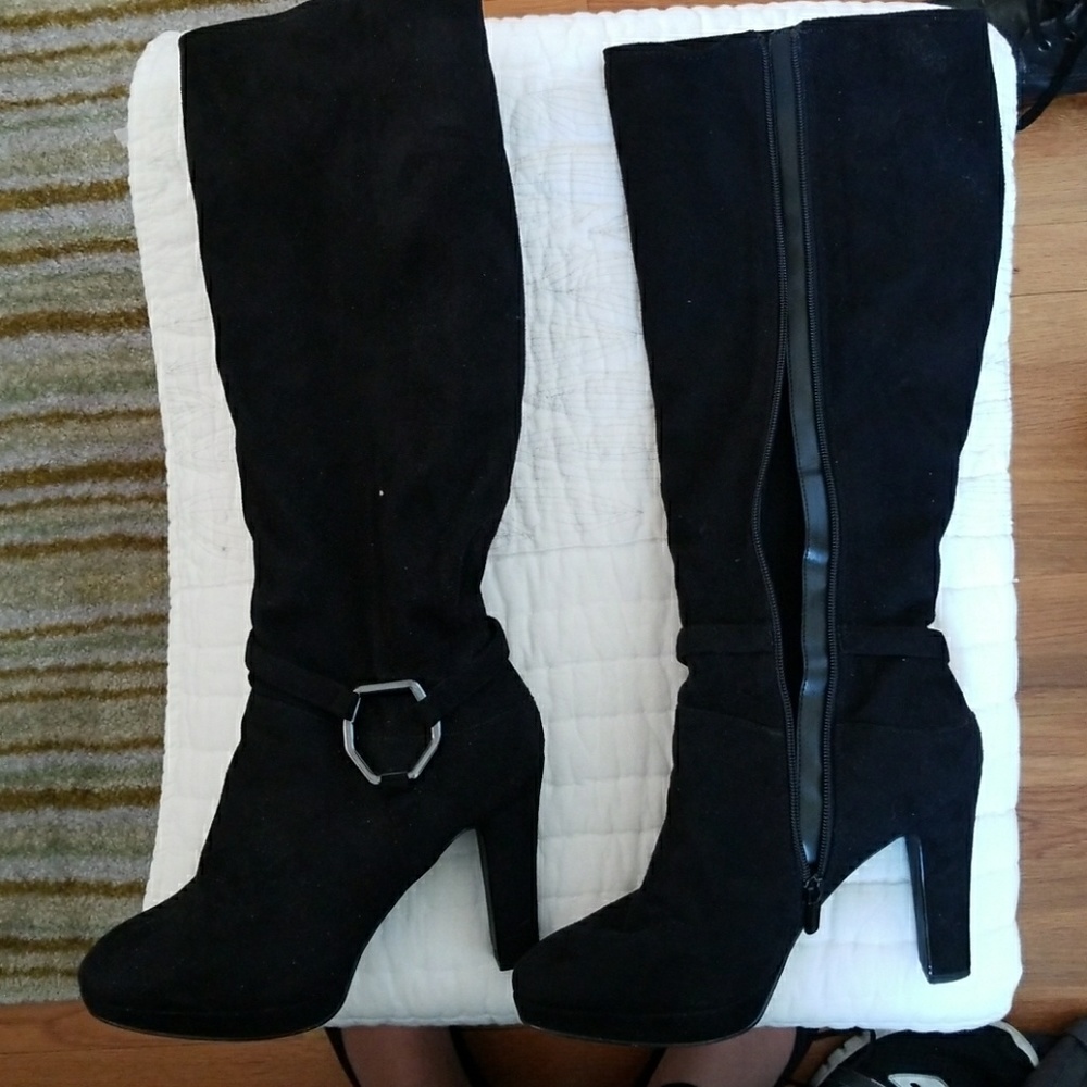 COACH AND FOUR side zipper suede boots