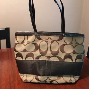 Coach handbag