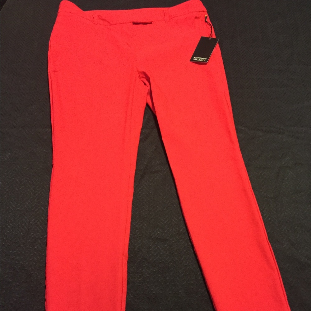 Adrienne Vittadini red crop pants NEVER WORN