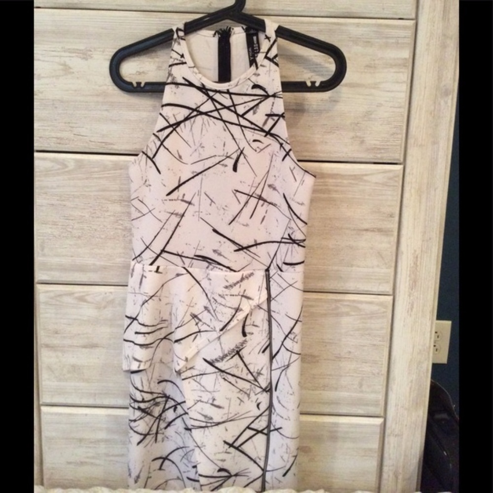 Lord & Taylor Black and White Dress