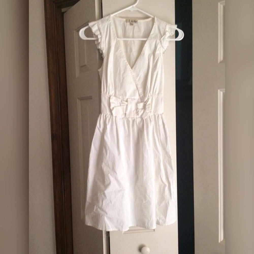 Juniors dress.