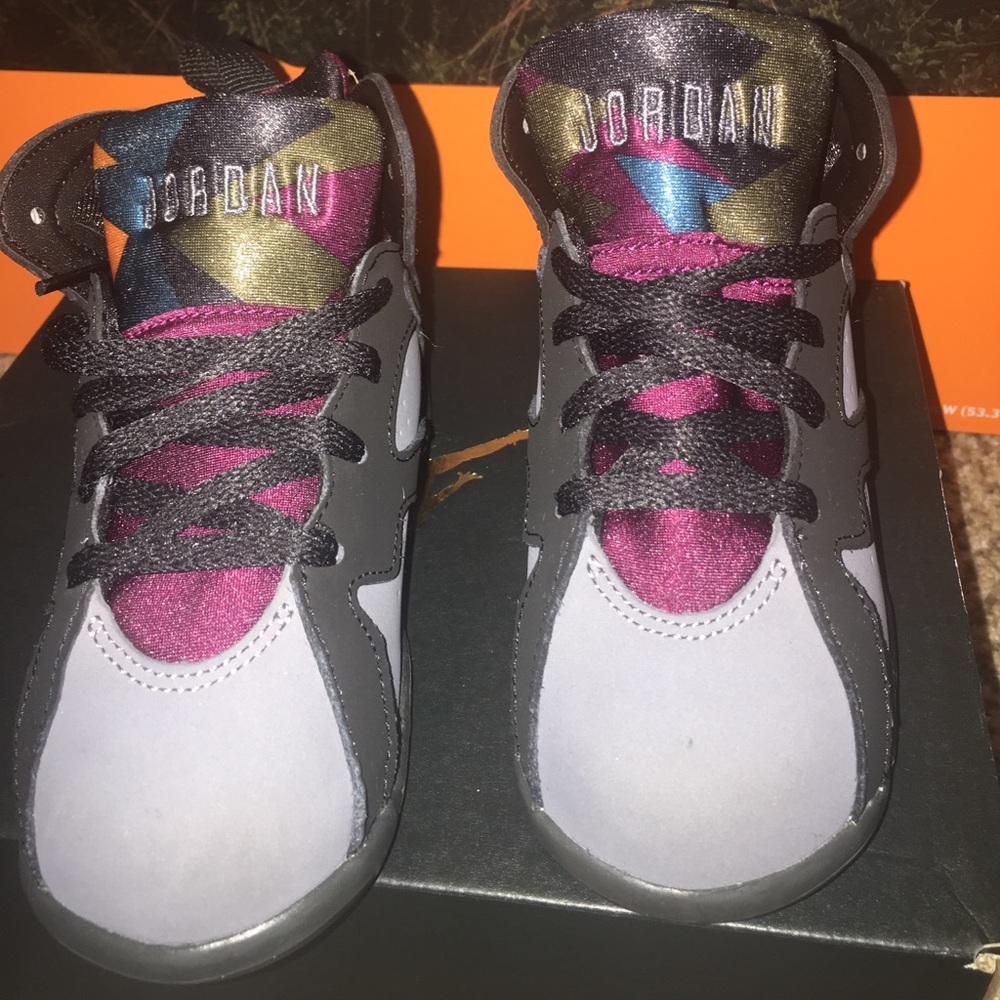 Air Jordan 7 Retro (Bordeaux)