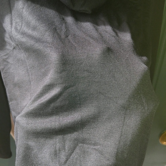 Black hooded top - Picture 7 of 8