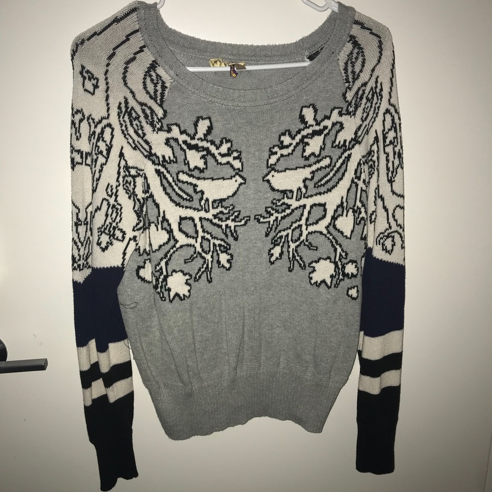 Vera Wang sweater