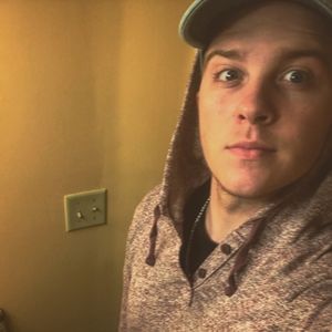Meet your Posher, Christian