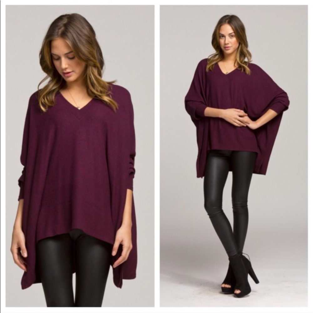 LAST ONE!! V Neck Top - Picture 3 of 3