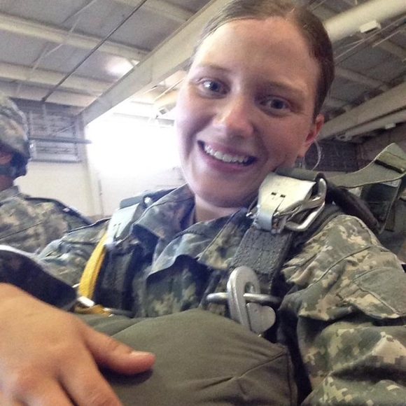 Meet your Posher, Casey - Picture 5 of 16