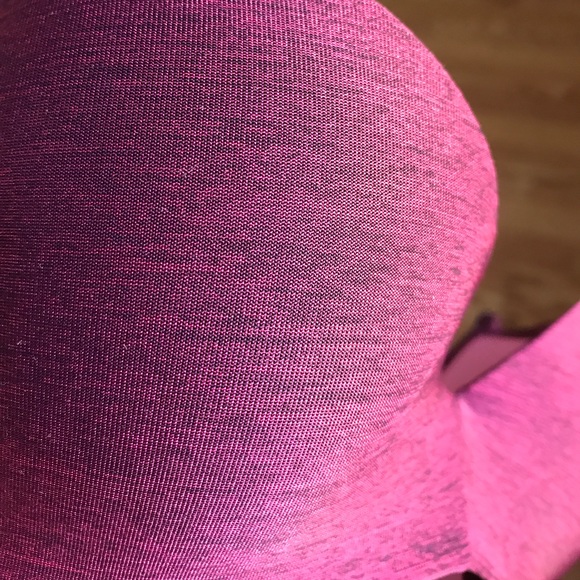 VS PINK WEAR EVERYWHERE Bra 32C EUC - Picture 3 of 3