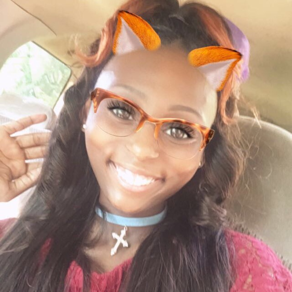 Meet your Posher, Jasmine