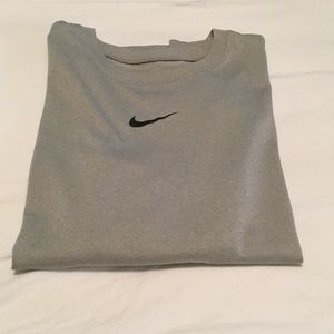 NIKE  Dry Fit T-shirt