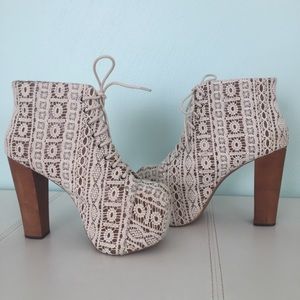JEFFREY CAMPBELL Lace Lita NWOT