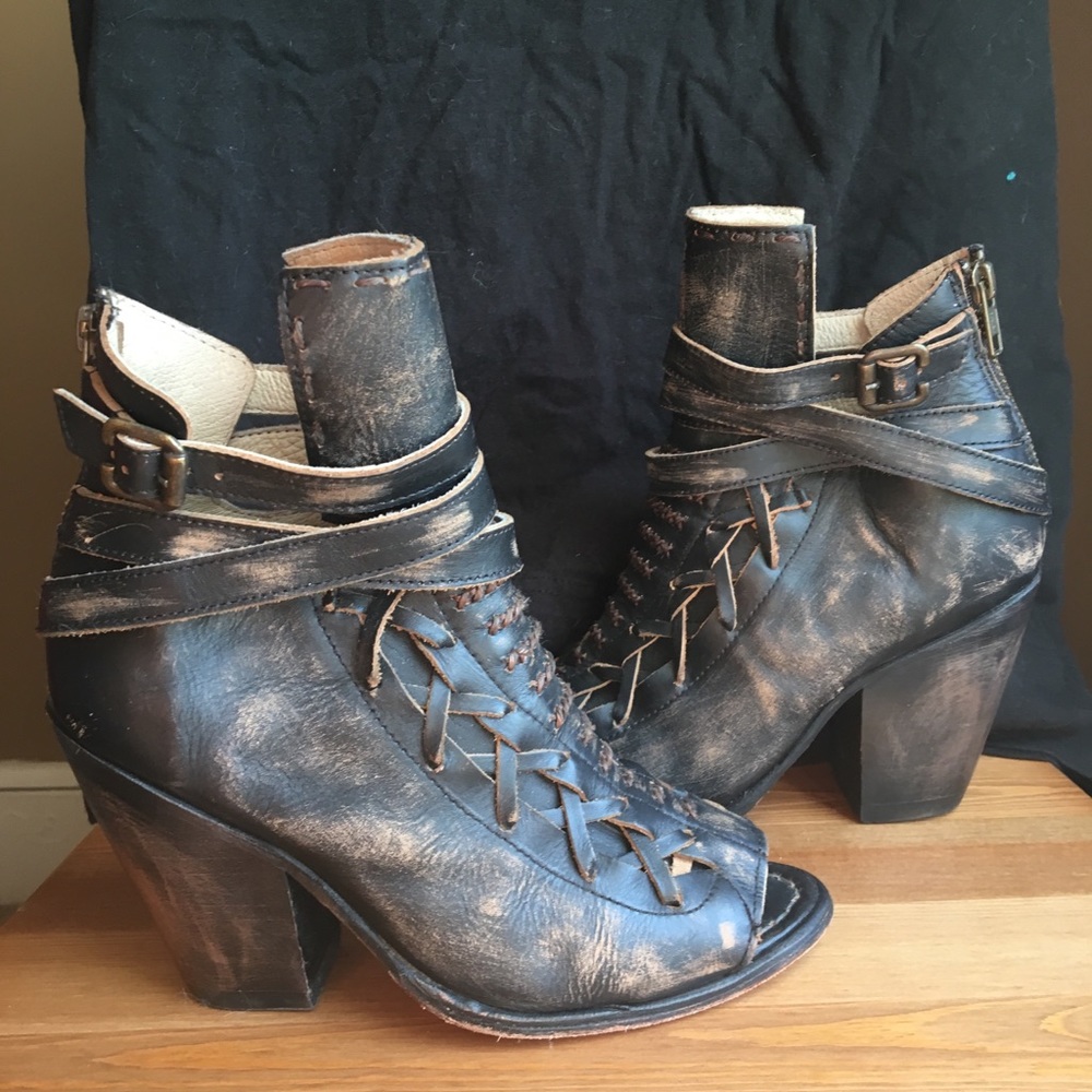 Steve Madden Freebird, Eagle, size 7