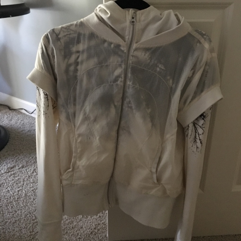 RARE lululemon limited edition hoodie! Sz 8.