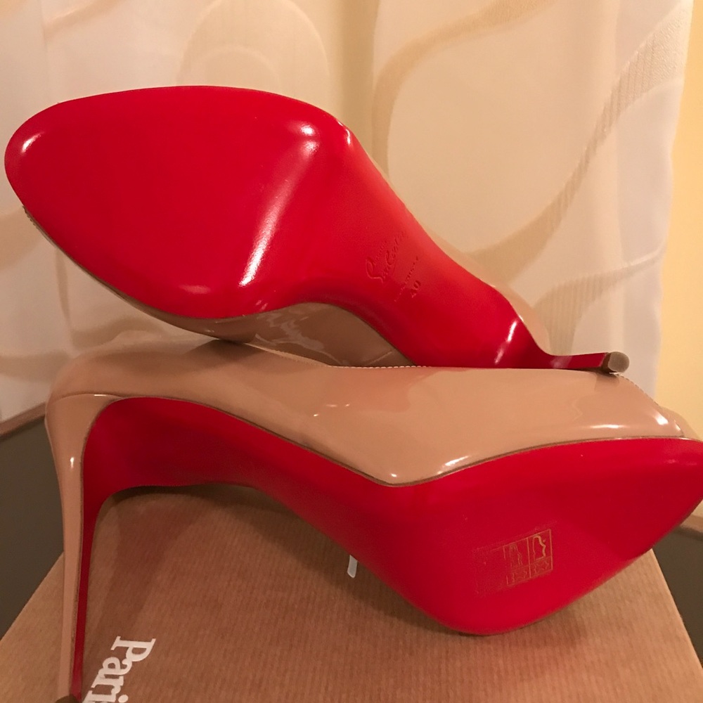 Louboutin Shoes Size 40