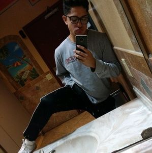 Meet your Posher, Raymundo