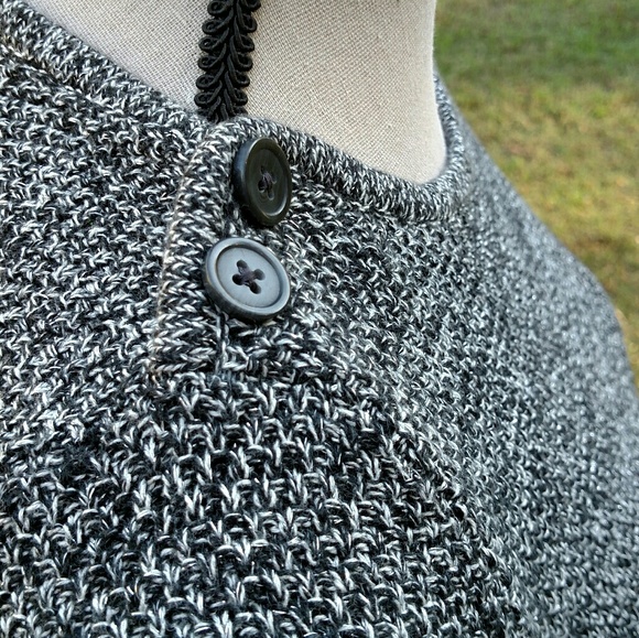Ann Taylor Loft Gray/Black XSP Boatneck LS Sweater - Picture 6 of 7